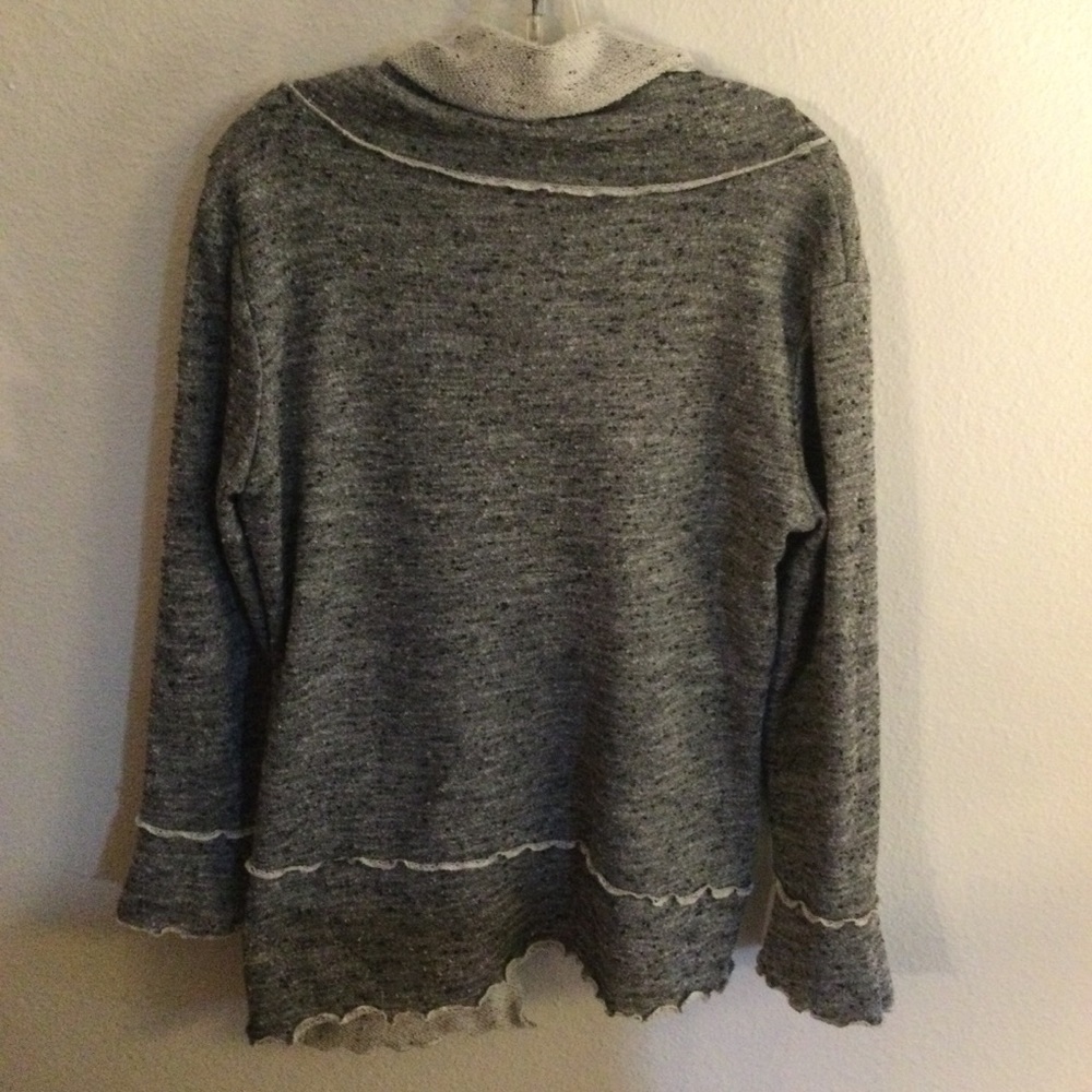 Boutique Gray Knit Sweatshirt Type Roll Neck Top Size L - Picture 6 of 7
